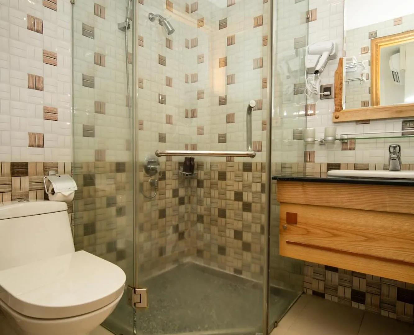 Ocean Bliss Hotel - Free Sauna 다낭 4*,