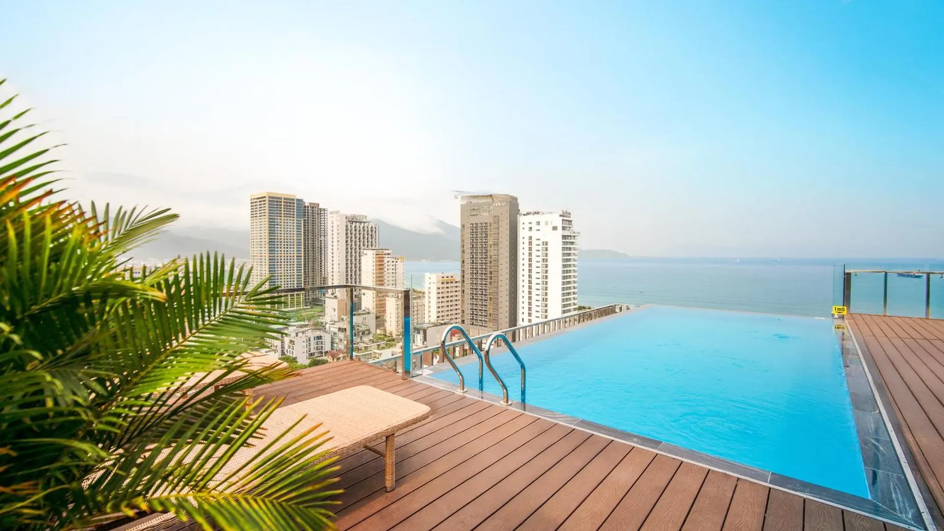 Ocean Bliss Hotel - Free Sauna 다낭 4*,  베트남