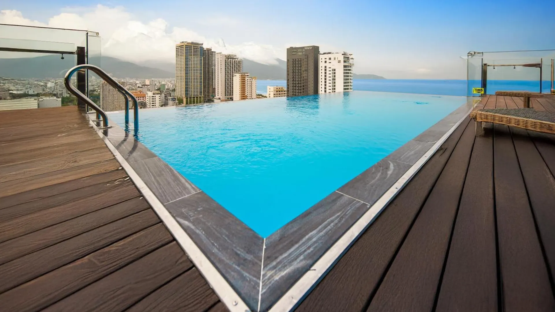 Ocean Bliss Hotel - Free Sauna 다낭 4*,  베트남