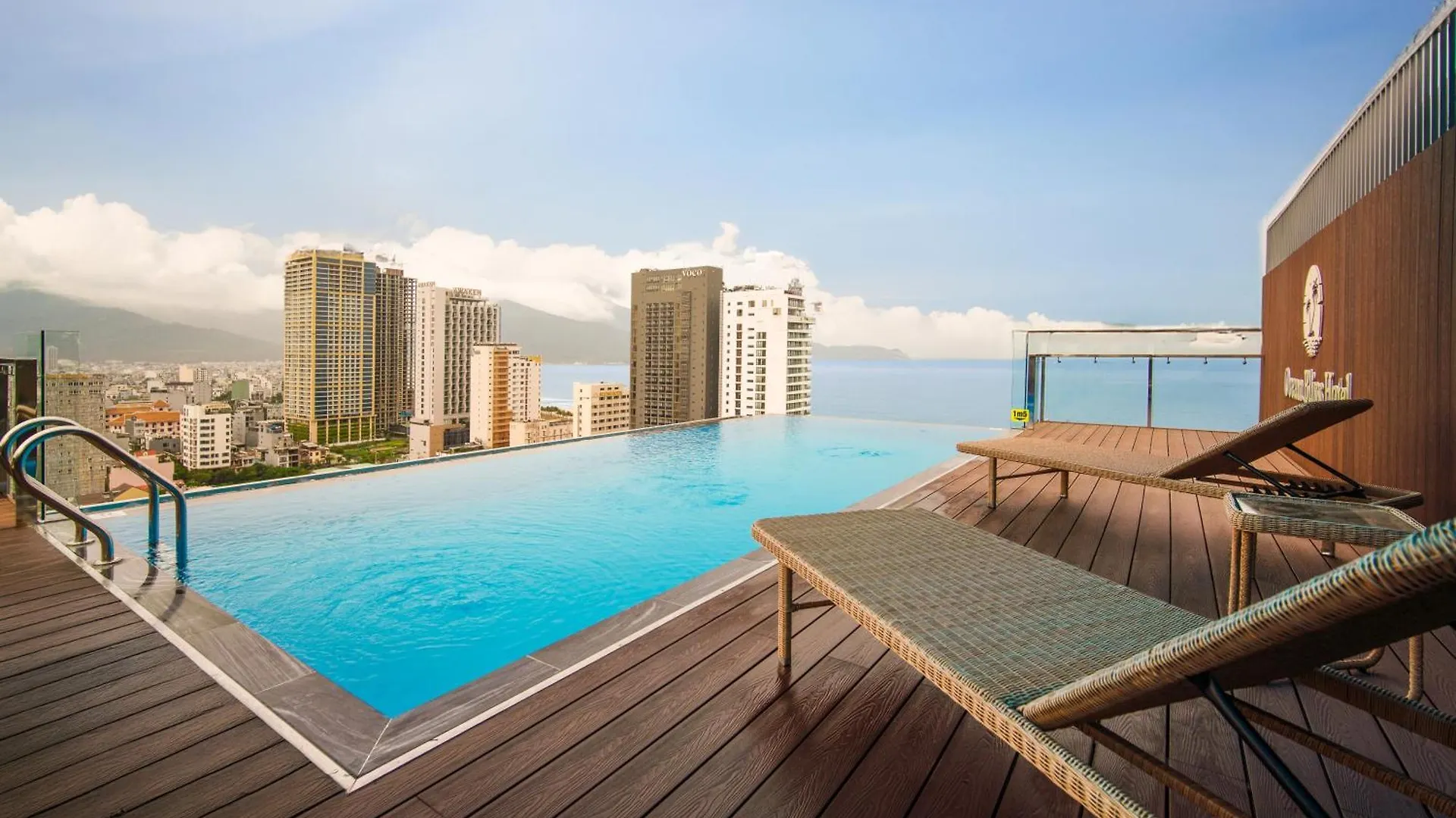 Ocean Bliss Hotel - Free Sauna 다낭 4*,  베트남